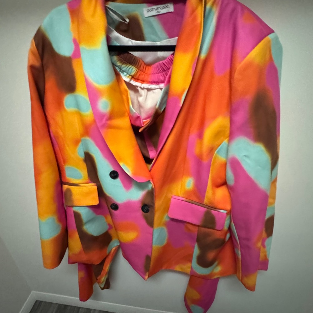 Vibrant Multicolor Women's Pantsuit - Picture 4 of 5